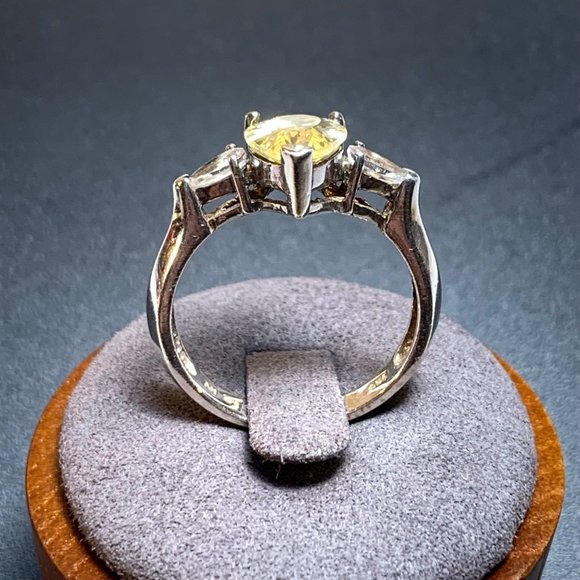 Sterling Silver 925 Pear Shape Yellow CZ Traditional Three Stone Ring, Size 9.75 - Picture 4 of 16